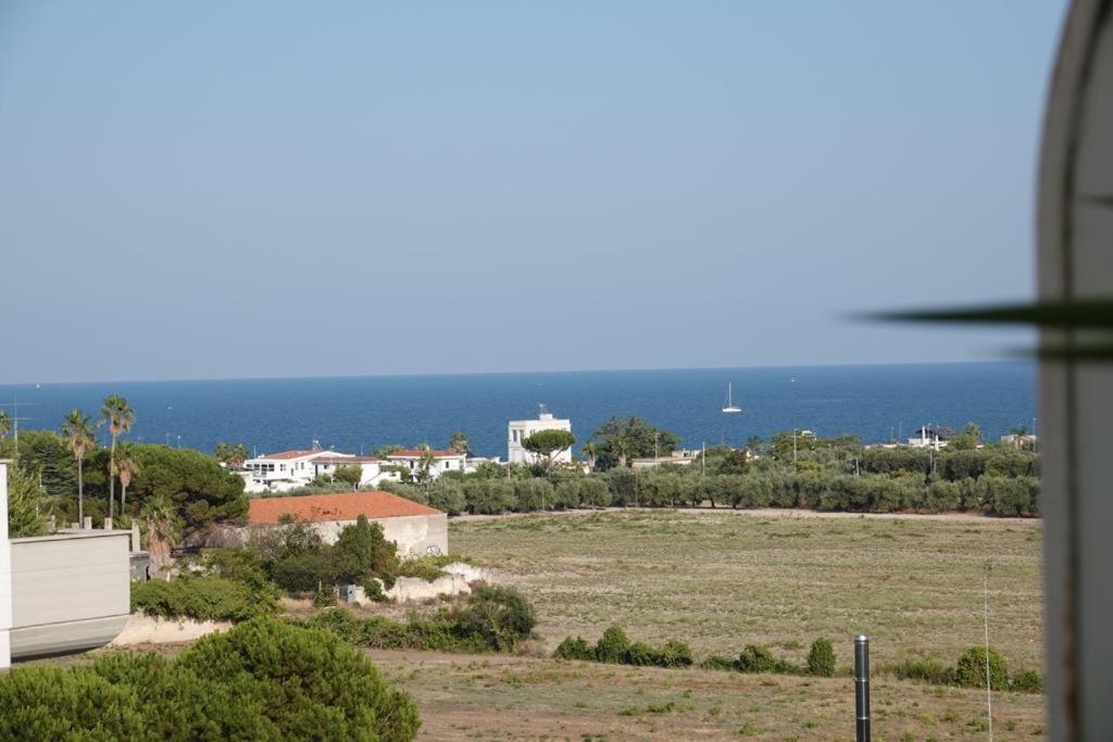 Luminoso Attico Apartment Trani Exterior photo